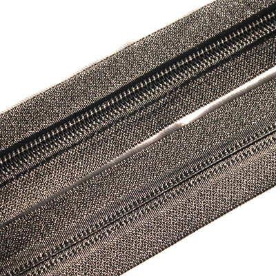 沈陽沈河區華陽達服裝輔料批發部 多色拉鏈直銷，價格優惠，品質可靠